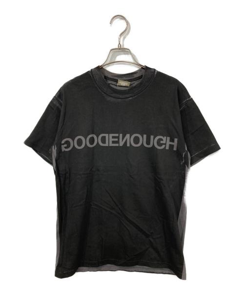 GOODENOUGH（グッドイナフ）GOODENOUGH (グッドイナフ) 手刷風プリントTシャツ ブラック サイズ:Mの古着・服飾アイテム