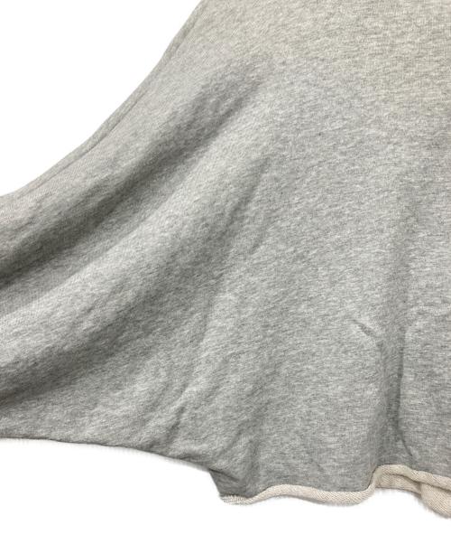 Curensology（カレンソロジー）Curensology (カレンソロジー) 短丈スウェット グレー サイズ:Fの古着・服飾アイテム