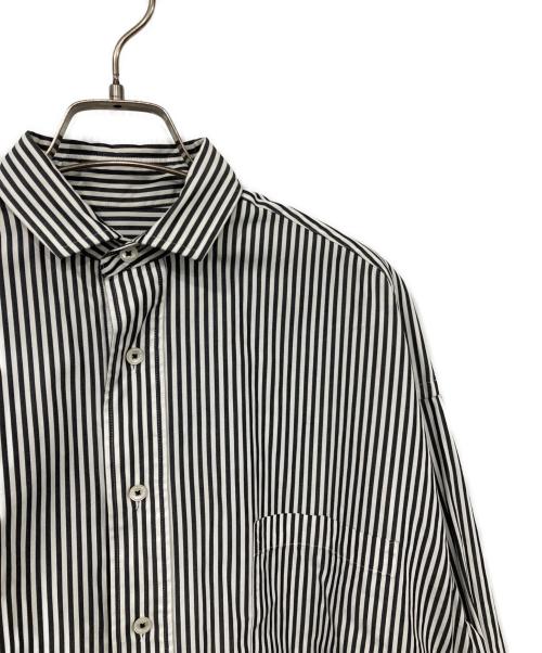 ticca（ティッカ）ticca (ティッカ) ストライプスクエアビッグスシャツ ブラック×ホワイト サイズ:Fの古着・服飾アイテム