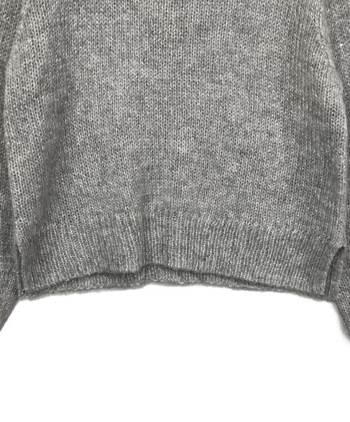 23区（ニジュウサンク）23区 (ニジュウサンク) スパングル クルーネック ニット グレー サイズ:32の古着・服飾アイテム
