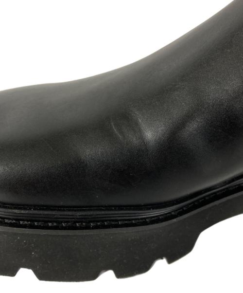 CHARLES & KEITH（チャールズアンドキース）CHARLES & KEITH (チャールズアンドキース) BLVCK PARIS (ブラック パリ) イモージェン ローズモチーフチャンキーロングブーツ ブラック サイズ:38の古着・服飾アイテム