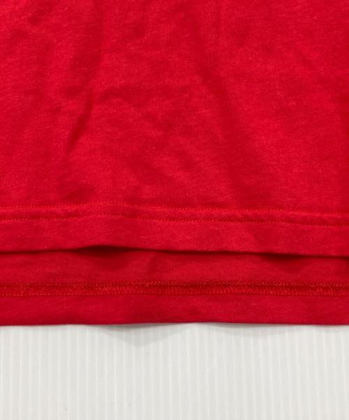 MONCLER（モンクレール）MONCLER (モンクレール) FRAGMENT DESIGN (フラグメントデザイン) コラボロゴプリントTシャツ レッド サイズ:Mの古着・服飾アイテム