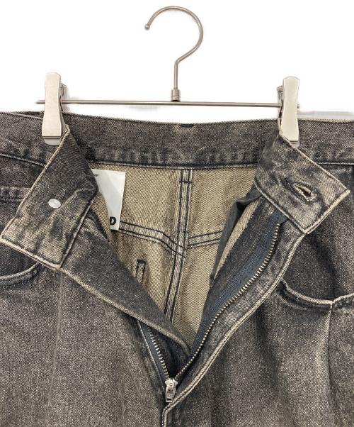 FRAY ID（フレイ アイディー）FRAY ID (フレイ アイディー) タックデザインワイドデニムパンツ ブラウン サイズ:1の古着・服飾アイテム
