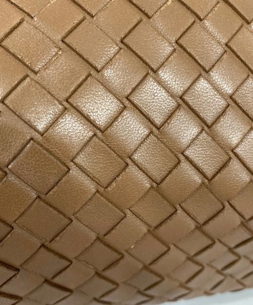 BOTTEGA VENETA（ボッテガベネタ）BOTTEGA VENETA (ボッテガベネタ) イントレチャート・メッセンジャーバッグ ブラウンの古着・服飾アイテム