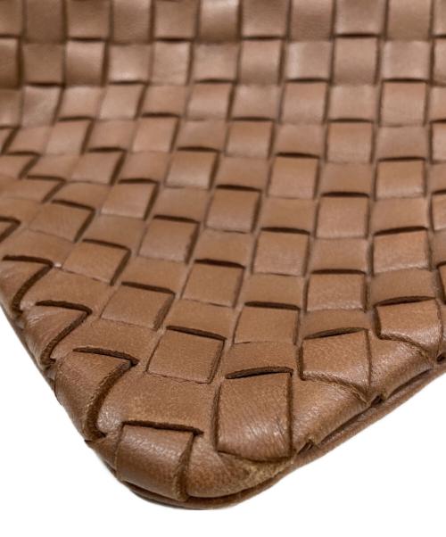 BOTTEGA VENETA（ボッテガベネタ）BOTTEGA VENETA (ボッテガベネタ) イントレチャート・メッセンジャーバッグ ブラウンの古着・服飾アイテム