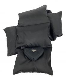 PRADA（プラダ）の古着「PADDED WOOL & RE-NYLON SCARF」｜ブラック