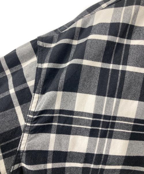 THE NORTH FACE（ザ ノース フェイス）THE NORTH FACE (ザ ノース フェイス) ロングスリーブストレッチフランネルシャツ グレー サイズ:Lの古着・服飾アイテム
