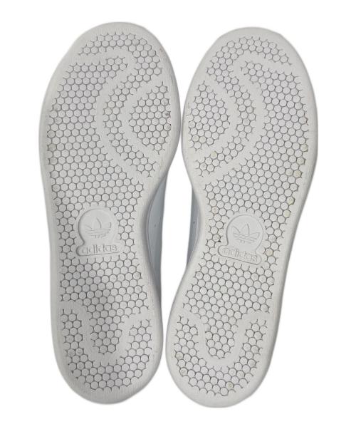 adidas（アディダス）adidas (アディダス) スニーカー ホワイト サイズ:25.0 未使用品の古着・服飾アイテム