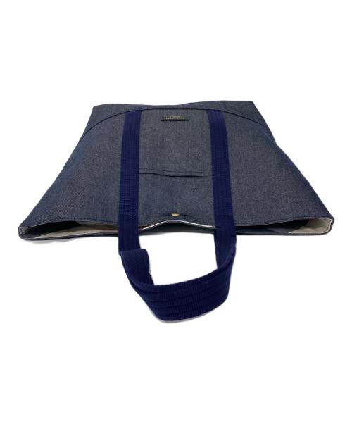 BLUE LABEL CRESTBRIDGE（ブルーレーベルクレストブリッジ）BLUE LABEL CRESTBRIDGE (ブルーレーベルクレストブリッジ) カジュアルトート インディゴの古着・服飾アイテム