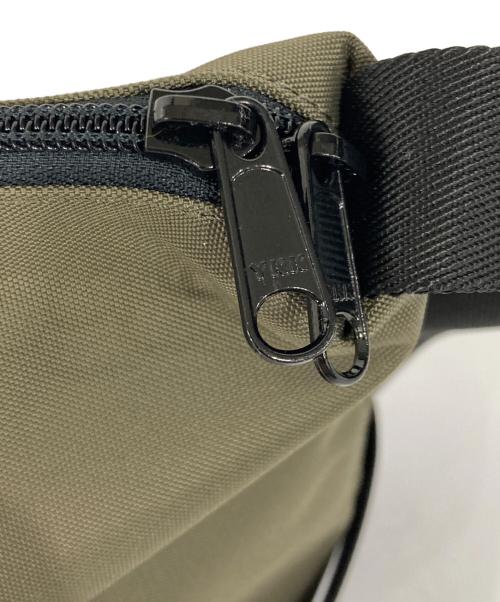 Herve Chapelier（エルベシャプリエ）Herve Chapelier (エルベシャプリエ) ナイロンスクエアショルダーバッグM トープの古着・服飾アイテム