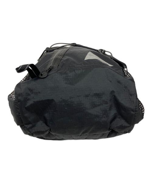 and wander（アンドワンダー）and wander (アンドワンダー) X-Pac 30L backpack ブラックの古着・服飾アイテム