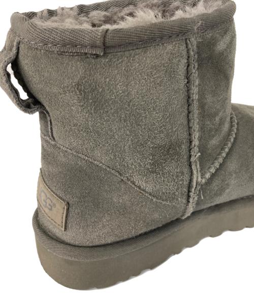 UGG（アグ）UGG (アグ) Classic Mini II グレー サイズ:23.0の古着・服飾アイテム