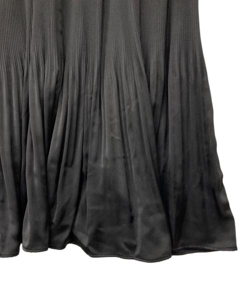 ADORE（アドーア）ADORE (アドーア) ライトサテンワンピース ブラック サイズ:38の古着・服飾アイテム