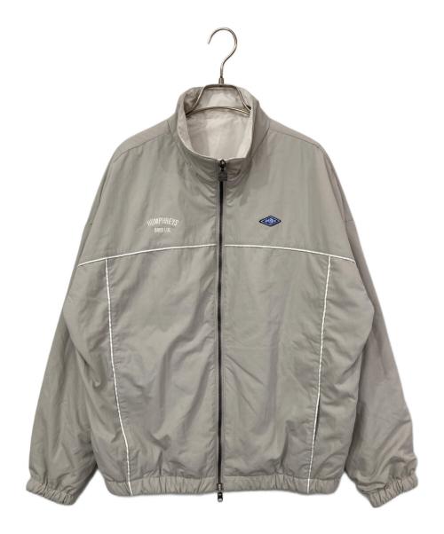UMBRO（アンブロ）UMBRO (アンブロ) PADDING JACKET ホワイト×レッド サイズ:Mの古着・服飾アイテム