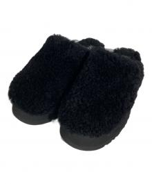 UGG（アグ）の古着「Maxi Curly Platform」｜ブラック