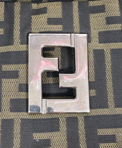 FENDI（フェンディ）FENDI (フェンディ) ズッカ柄ショルダーバッグ ブラウンの古着・服飾アイテム