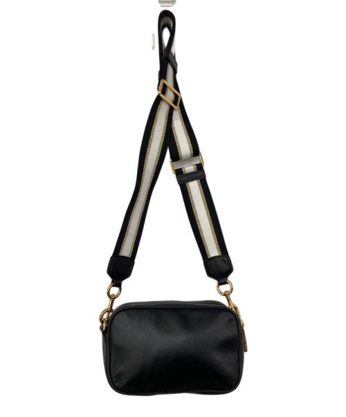 MARC JACOBS（マークジェイコブス）MARC JACOBS (マークジェイコブス) エンボスロゴショルダーバッグの古着・服飾アイテム