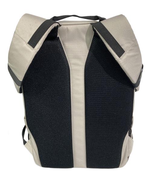 THE NORTH FACE（ザ ノース フェイス）THE NORTH FACE (ザ ノース フェイス) リュック ベージュ サイズ:-の古着・服飾アイテム