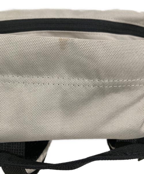 THE NORTH FACE（ザ ノース フェイス）THE NORTH FACE (ザ ノース フェイス) リュック ベージュ サイズ:-の古着・服飾アイテム