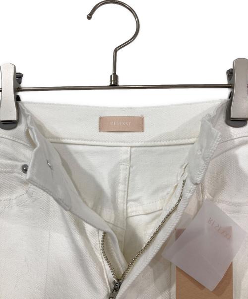 Resexxy（リゼクシー）Resexxy (リゼクシー) カットアウトリボンデニムパンツ ホワイト サイズ:S 未使用品の古着・服飾アイテム