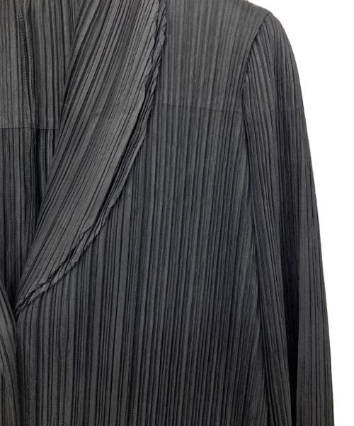 PLEATS PLEASE（プリーツプリーズ）PLEATS PLEASE (プリーツプリーズ) ロングプリーツジャケット ブラック サイズ:4の古着・服飾アイテム