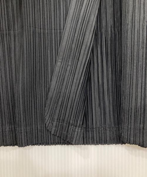 PLEATS PLEASE（プリーツプリーズ）PLEATS PLEASE (プリーツプリーズ) ロングプリーツジャケット ブラック サイズ:4の古着・服飾アイテム