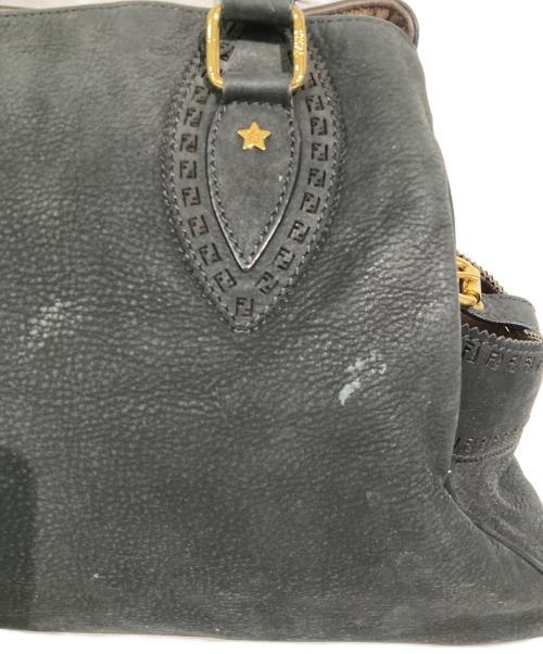 FENDI（フェンディ）FENDI (フェンディ) パンチングスウェードハンドバッグ ブラックの古着・服飾アイテム