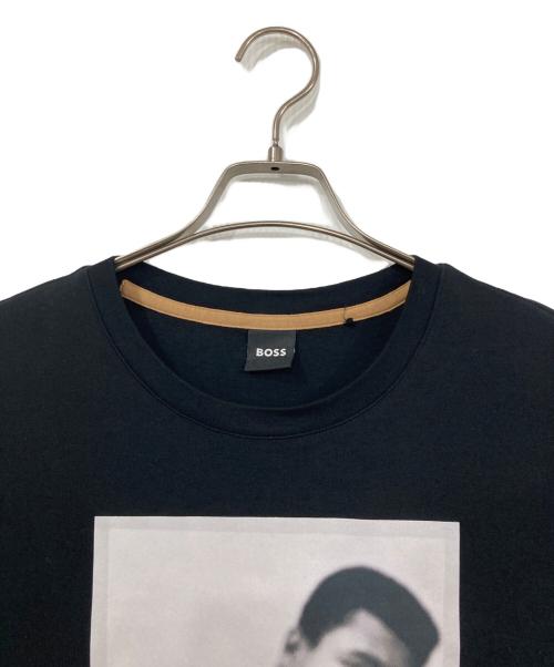 BOSS（ボス）BOSS (ボス) モハメドアリGOATプリントTシャツ ブラック サイズ:Mの古着・服飾アイテム