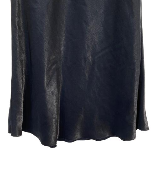 emmi（エミ）emmi (エミ) シャイニーサテンナロースカート ネイビーの古着・服飾アイテム