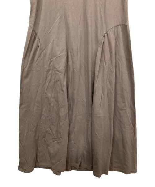 Leilian（レリアン）LEILIAN (レリアン) バックリボンノースリーブワンピース ベージュ サイズ:XLの古着・服飾アイテム
