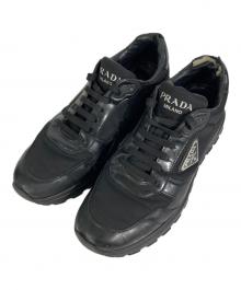 PRADA（プラダ）の古着「Re-Nylon  ブラッシュドレザー スニーカー」｜ブラック