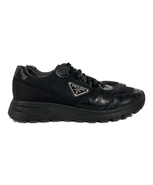 PRADA（プラダ）PRADA (プラダ) Re-Nylon  ブラッシュドレザー スニーカー ブラック サイズ:8の古着・服飾アイテム