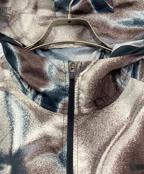 NIKE（ナイキ）NIKE (ナイキ) ウィンドランナー ランニングジャケット グレー サイズ:XXLの古着・服飾アイテム