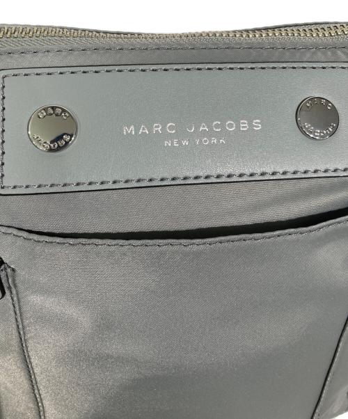 MARC JACOBS（マークジェイコブス）MARC JACOBS (マークジェイコブス) ナイロンショルダーバッグ グレーの古着・服飾アイテム