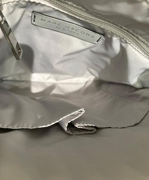 MARC JACOBS（マークジェイコブス）MARC JACOBS (マークジェイコブス) ナイロンショルダーバッグ グレーの古着・服飾アイテム