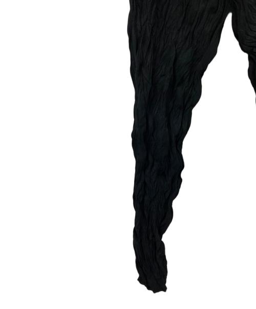ISSEY MIYAKE（イッセイミヤケ）ISSEY MIYAKE (イッセイミヤケ) シワ加工パンツ ブラック サイズ:Ｓの古着・服飾アイテム