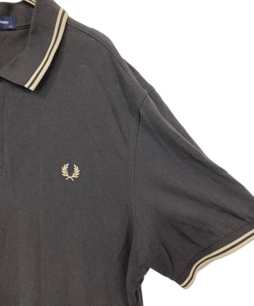 FRED PERRY（フレッドペリー）FRED PERRY (フレッドペリー) ポロシャツ ブラック サイズ:2XLの古着・服飾アイテム