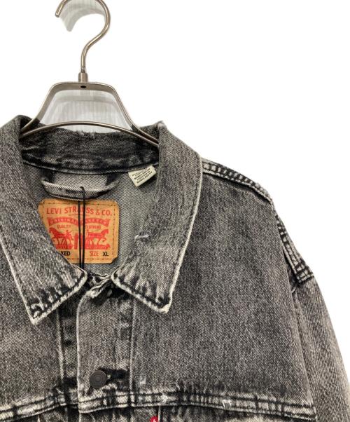 LEVI'S（リーバイス）LEVI'S (リーバイス) デニムジャケット グレー サイズ:2XL 未使用品の古着・服飾アイテム