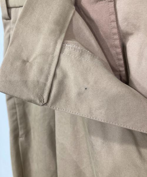 ATON（エイトン）ATON (エイトン) コットンギャバジン ワイドテーパードパンツ ベージュ サイズ:02の古着・服飾アイテム