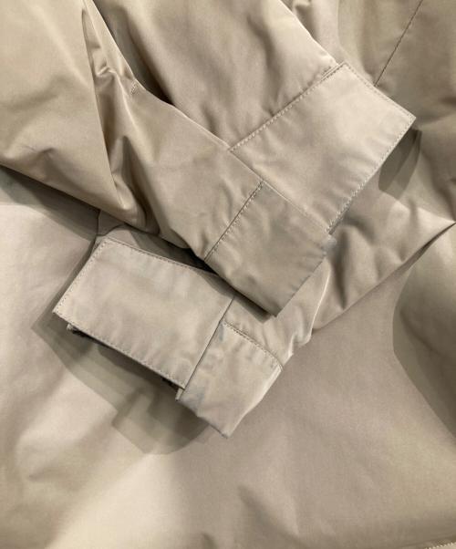 upper hights（アッパーハイツ）upper hights (アッパーハイツ) THE ACTION フーデッドジャケット ベージュの古着・服飾アイテム