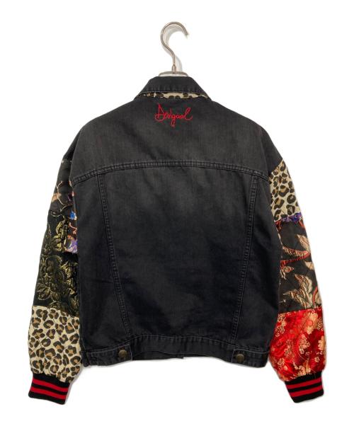 Desigual（デシグアル）Desigual (デシグアル) 袖切替デニムジャケット ブラック サイズ:Sの古着・服飾アイテム
