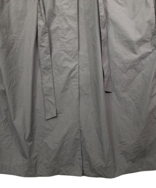HERNO（ヘルノ）HERNO (ヘルノ) リサイクルナイロンフーデットコート グレー サイズ:40の古着・服飾アイテム