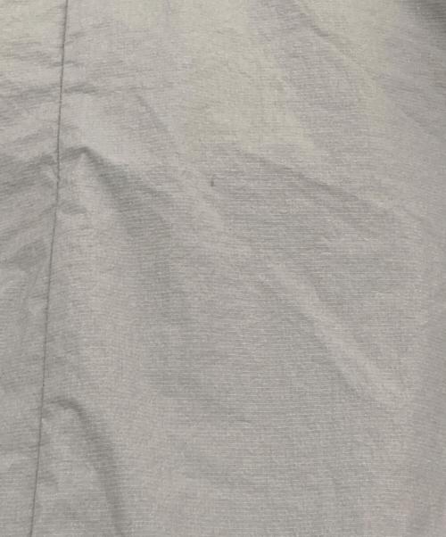 HERNO（ヘルノ）HERNO (ヘルノ) リサイクルナイロンフーデットコート グレー サイズ:40の古着・服飾アイテム
