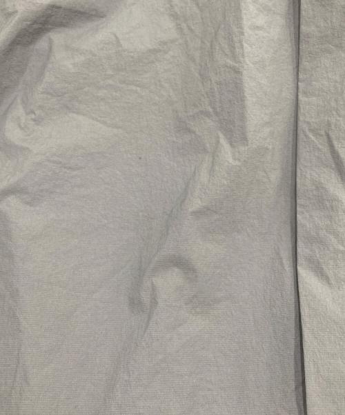 HERNO（ヘルノ）HERNO (ヘルノ) リサイクルナイロンフーデットコート グレー サイズ:40の古着・服飾アイテム