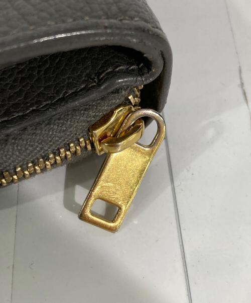 Saint Laurent Paris（サンローランパリ）Saint Laurent Paris (サンローランパリ) カサンドラロゴ2つ折り財布 グレーの古着・服飾アイテム