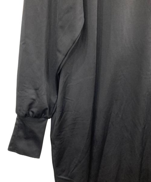 Thousand Mile（サウザンドマイル）Thousand Mile (サウザンドマイル) ラッシュガードワンピ ブラック サイズ:XL 未使用品の古着・服飾アイテム