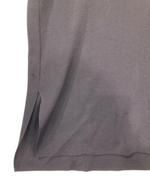 ISSEY MIYAKE PwRMANwNTw（イッセイミヤケ ペルマネンテ）issey miyake pwrmanwntw (イッセイミヤケ ペルマネンテ) ハイネック半袖カットソー ブラック サイズ:2の古着・服飾アイテム