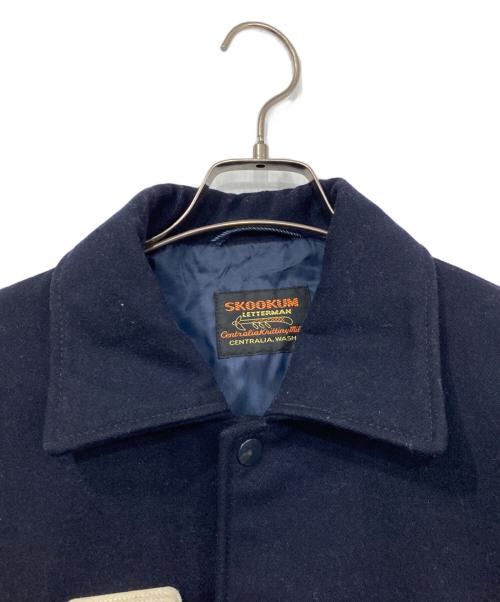 skookum（スクーカム）skookum (スクーカム) MONKEY TIME (モンキータイム) 袖切替スタジャン ネイビー サイズ:Mの古着・服飾アイテム