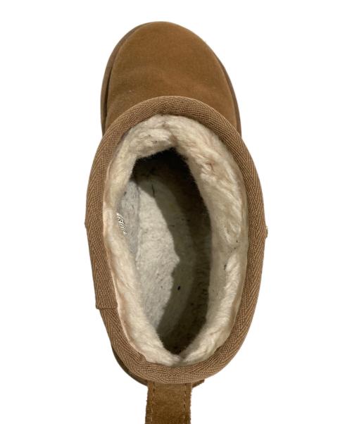 UGG（アグ）UGG (アグ) Classic Ultra Mini Platform ブラウン サイズ:US7の古着・服飾アイテム