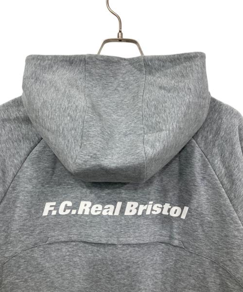 F.C.R.B.（エフシーレアルブリストル）F.C.R.B. (エフシーレアルブリストル) VENTILATION TRAINING HOODIE グレー サイズ:XLの古着・服飾アイテム